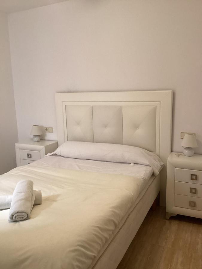 Fuengirola Holidays Sun & Beach Appartement Buitenkant foto